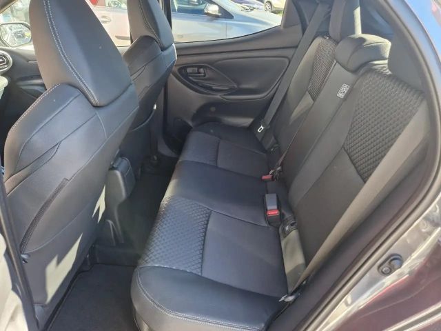 Toyota Yaris Hatchback Style