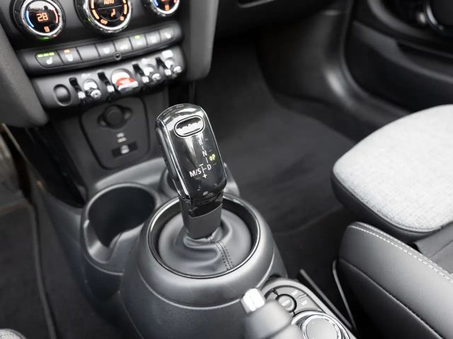 MINI Cooper Cabrio JCW Trim FACEL. LED NAVI KAMERA