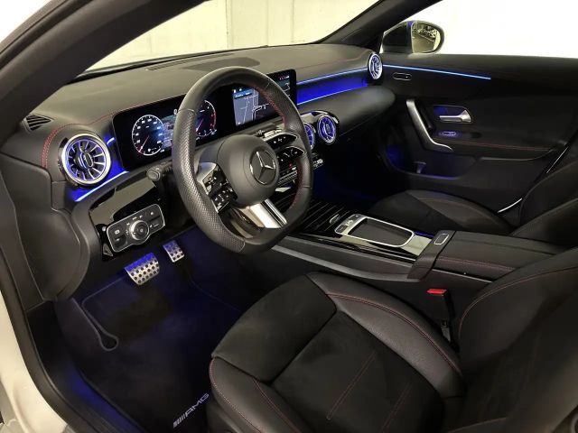 Mercedes-Benz CLA 200 CLA 200 d Shooting Brake