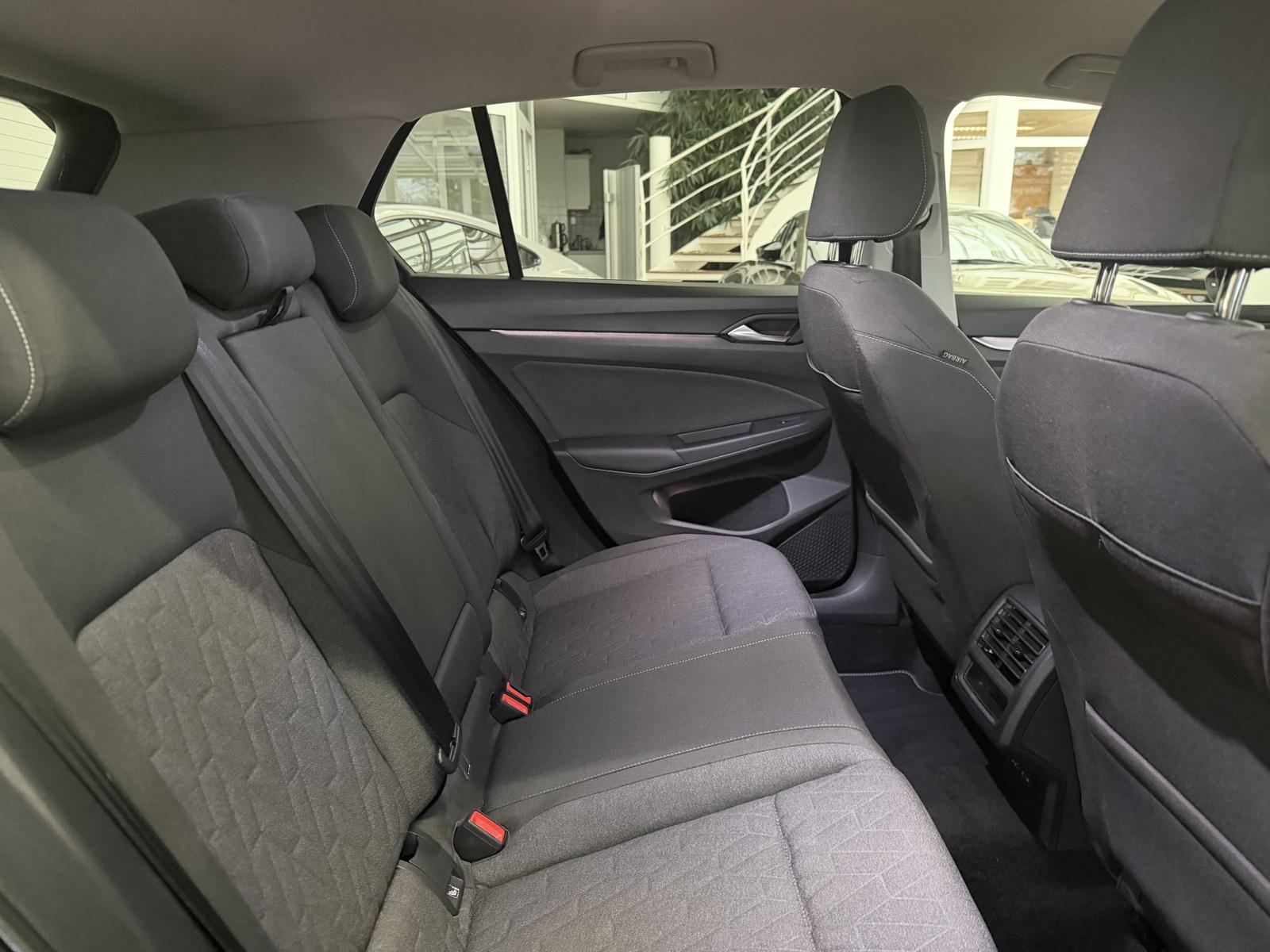 Volkswagen Golf 1.5 eTSI DSG Life