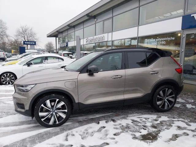 Volvo XC40 R-Design Recharge T4
