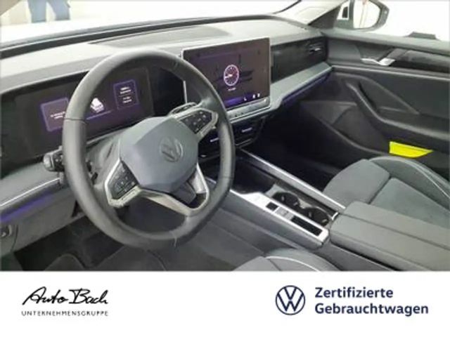 Volkswagen Passat 1.5 eTSI Business DSG Variant