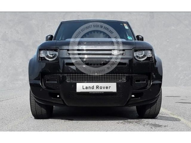 Land Rover Defender 110 D300 Dynamic SE