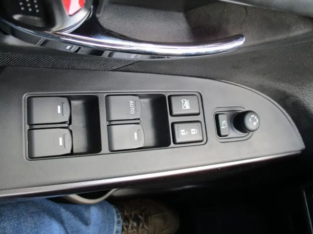 Suzuki S-Cross Hybrid