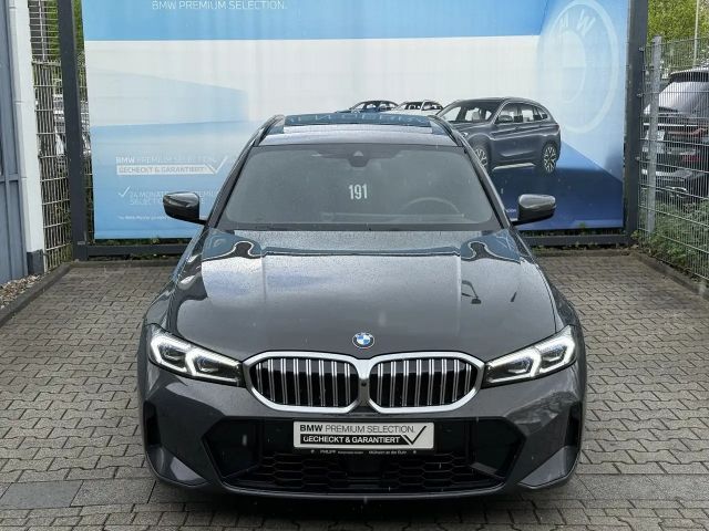 BMW 330 330d M-Sport Touring xDrive