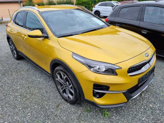 Kia XCeed 1,5 TOP HU/AU neu Ganzjahrereifen