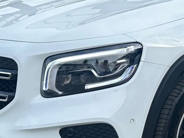 Mercedes-Benz GLB 200 4MATIC GLB 200 d