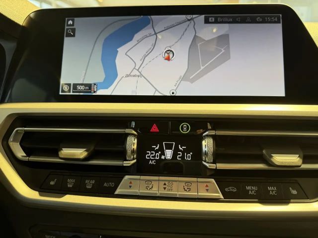 BMW 320 320i Sedan xDrive