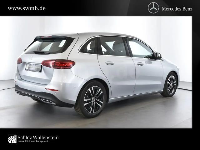 Mercedes-Benz B 180 Progressive