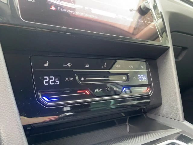 Volkswagen Passat Business DSG