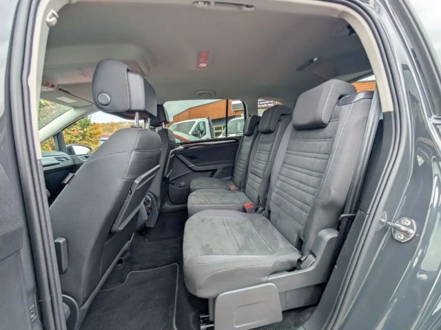 Volkswagen Touran 1.5 TSI ACT DSG Highline