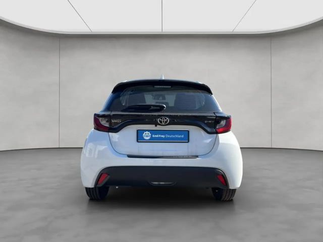 Toyota Yaris Business Hybride VVT-i