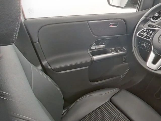 Mercedes-Benz B 250 B 250 e