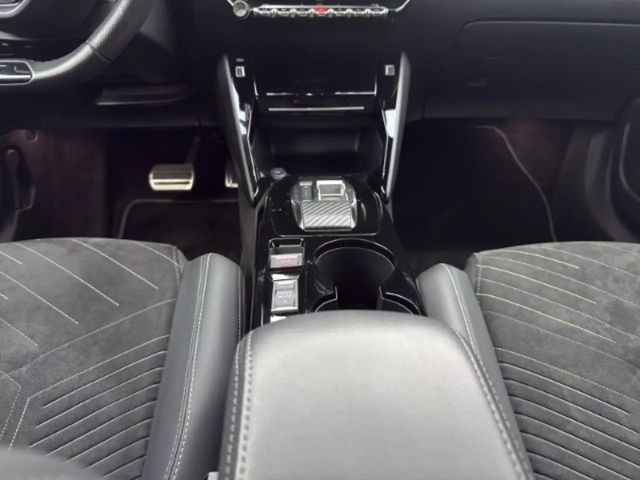 Peugeot 2008 EAT8 GT-Line