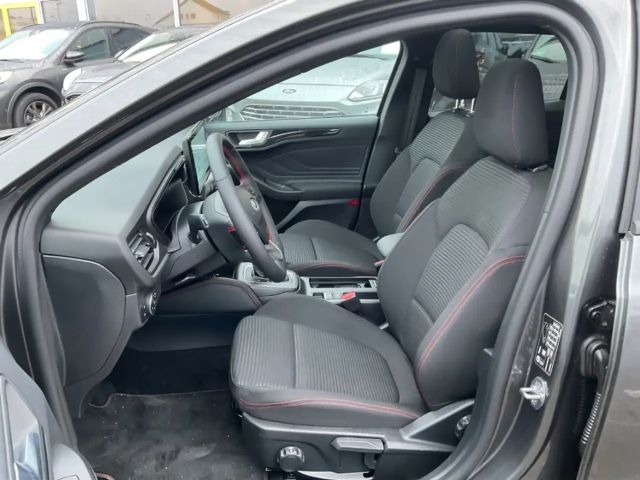 Ford Focus ST Line Wagon