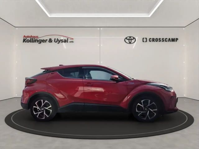 Toyota C-HR Hybride Team D
