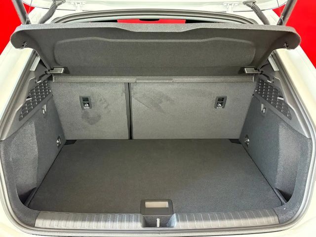 Audi A3 30 TFSI Sedan