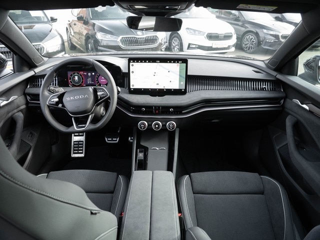 Skoda Superb 2.0 TDI Combi Sportline