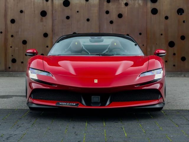 Ferrari SF90 Spider