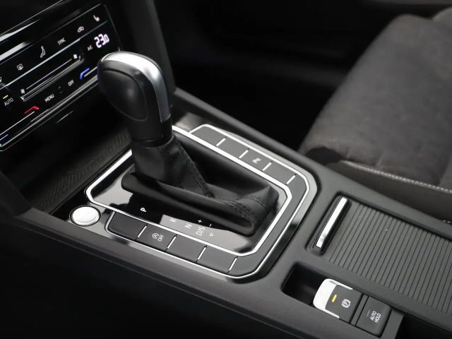 Volkswagen Passat Business DSG Variant