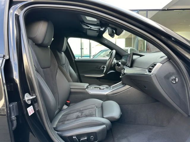 BMW 330 330i M-Sport Touring xDrive