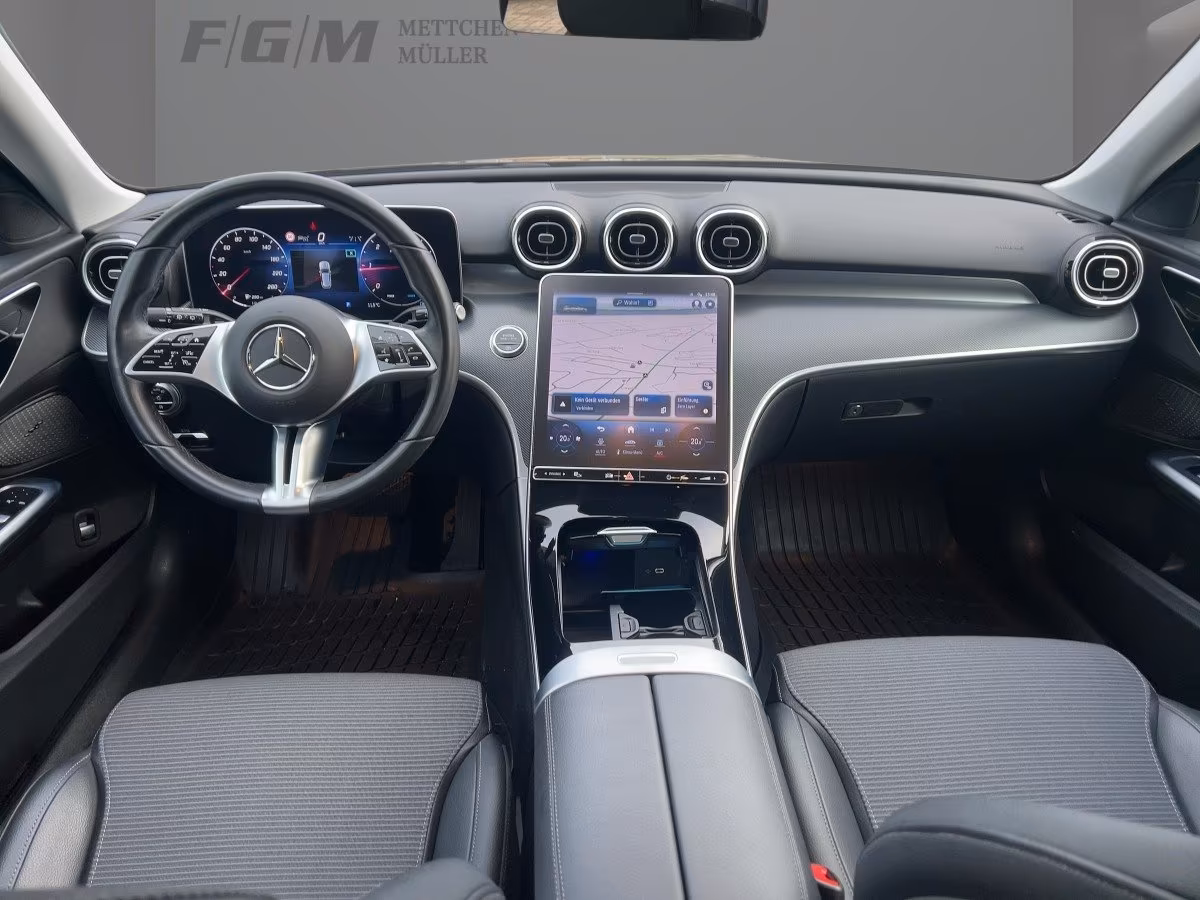 Mercedes-Benz C 300 AVANTGARDE C 300 d Estate