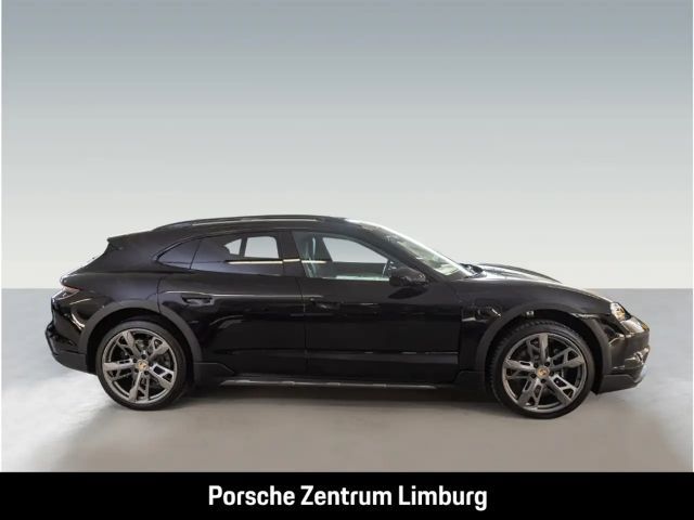 Porsche Taycan 4 Cross Turismo