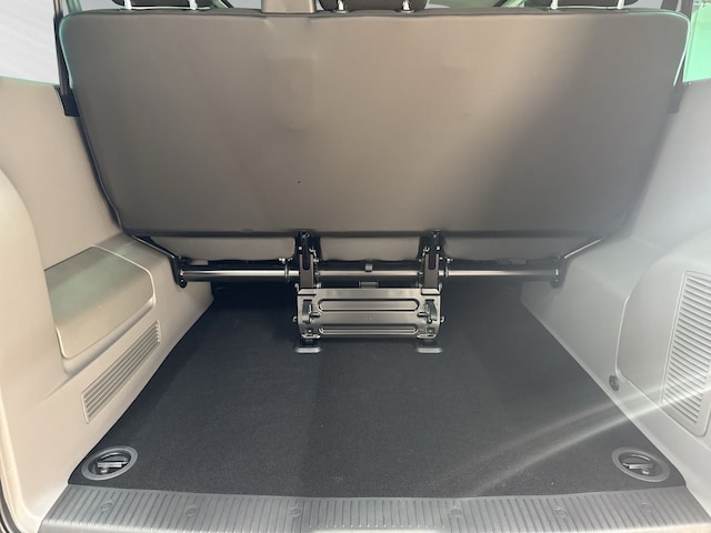 Volkswagen Caravelle 2.0 TDI Comfortline DSG T6