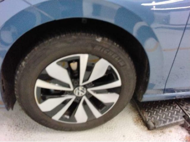 Volkswagen Golf 1.5 eTSI DSG Variant