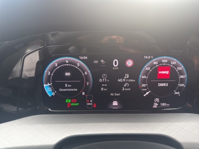 Volkswagen Golf 1.5 eTSI DSG Golf VIII