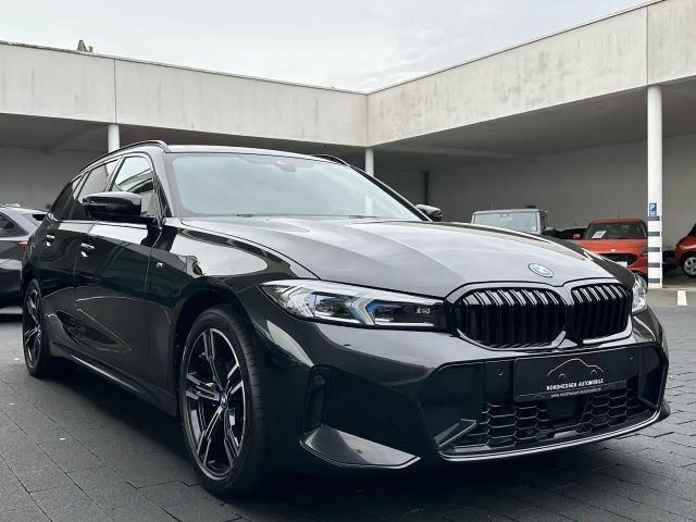 BMW 330 330e M-Sport Touring xDrive