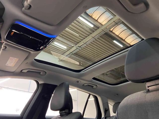 Mercedes-Benz E 200 AVANTGARDE Estate