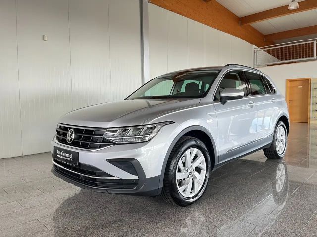 Volkswagen Tiguan 4Motion DSG Life