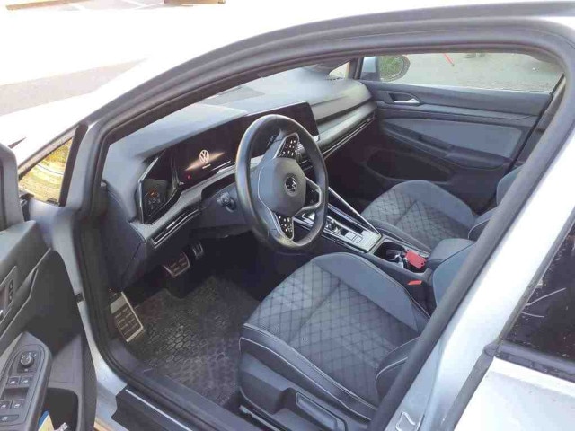 Volkswagen Golf 2.0 TDI DSG R-Line Variant