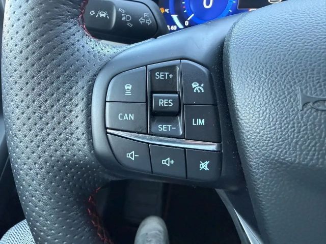 Ford Focus EcoBoost ST Line