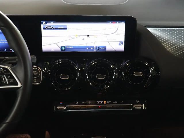 Mercedes-Benz GLA 180 GLA 180 d