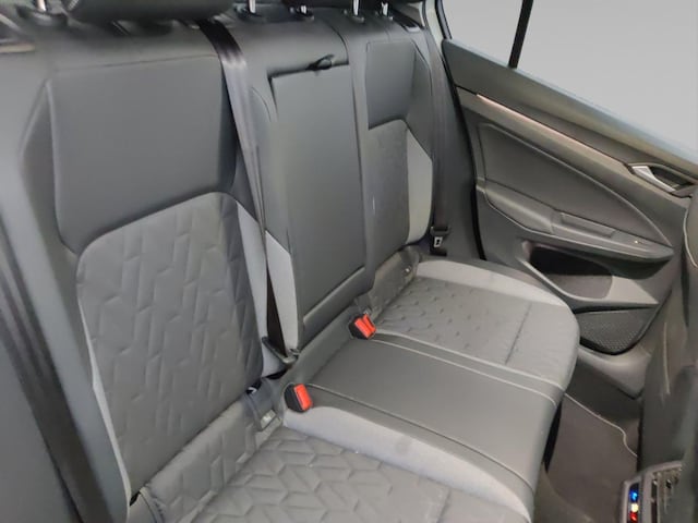 Volkswagen Golf 1.5 eTSI DSG Golf VIII