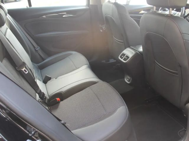 Opel Insignia 2.0 CDTI Elegance Grand Sport