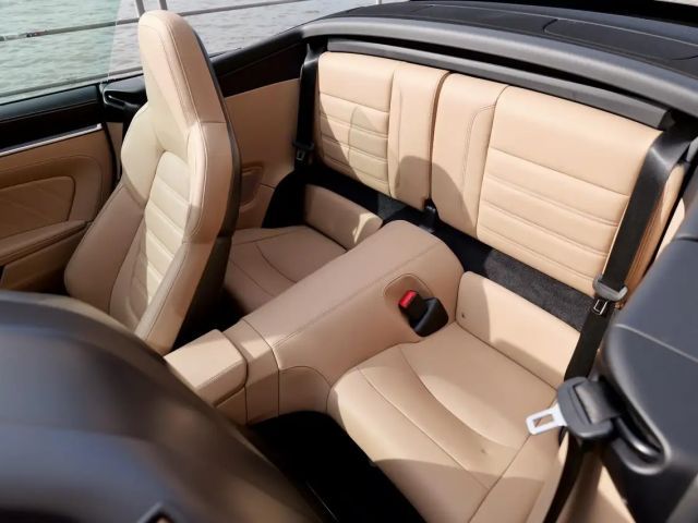 Porsche 992 Cabrio Turbo