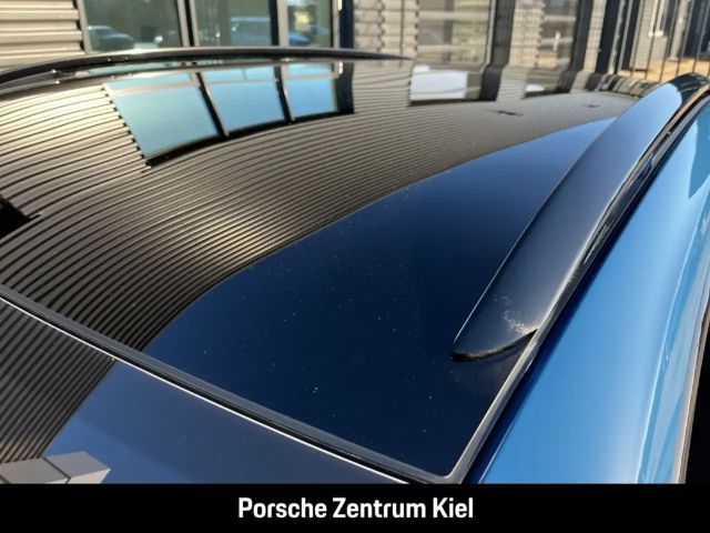 Porsche Taycan Cross Turismo Turbo