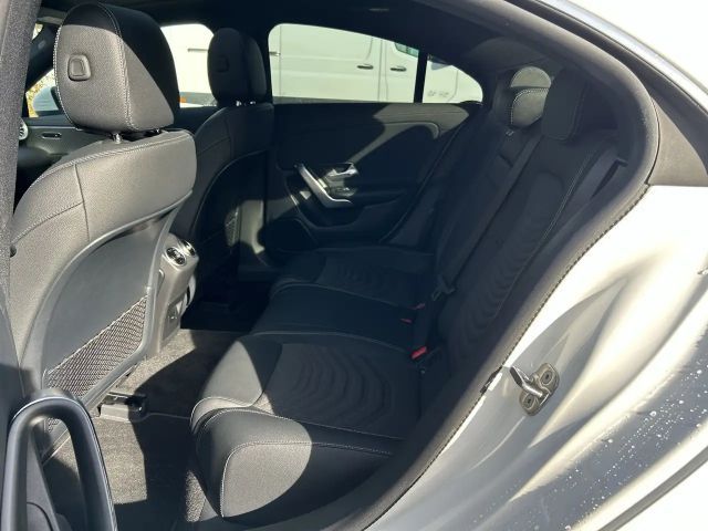 Mercedes-Benz CLA 180 Coupé