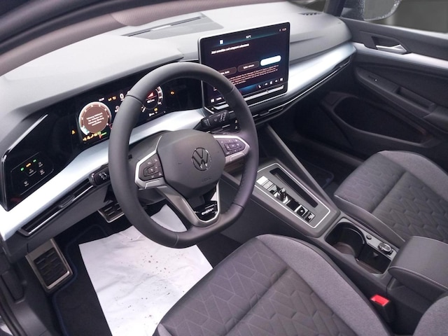 Volkswagen Golf 1.5 eTSI DSG Golf VIII