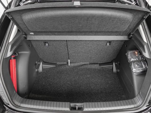 Skoda Fabia 1.0 MPI Essence LED PDC SHZ SOUNDSYS SPURH