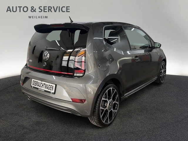 Volkswagen up! 1.0 TSI GTI