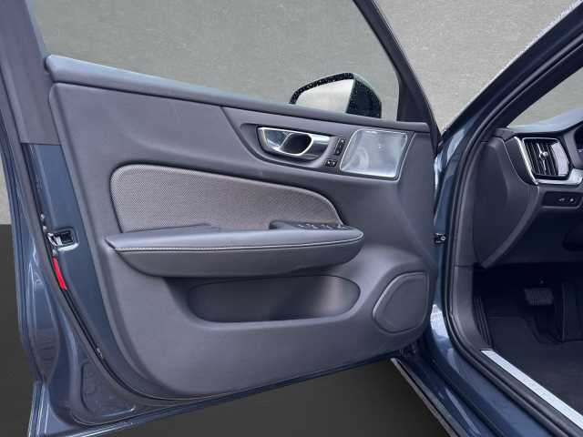 Volvo V60 AWD Dark Hybrid T6 Ultra