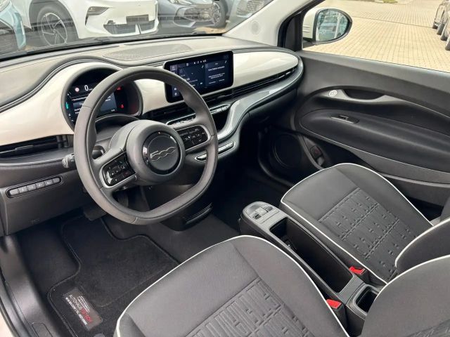 Fiat 500e 42 kWh