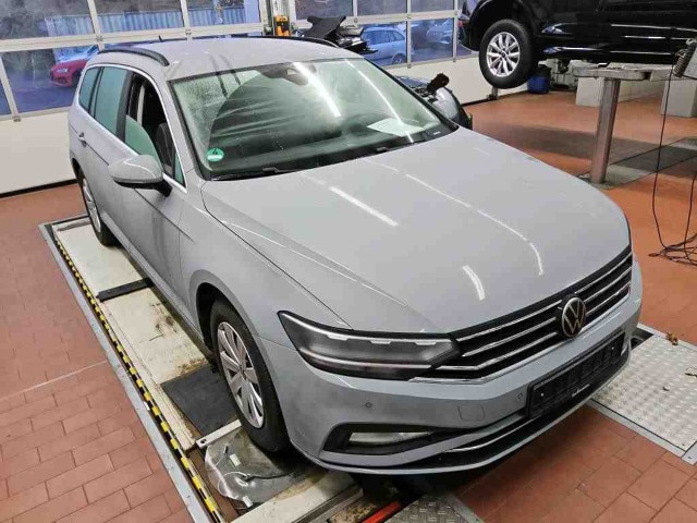 Volkswagen Passat 2.0 TDI Business DSG Variant