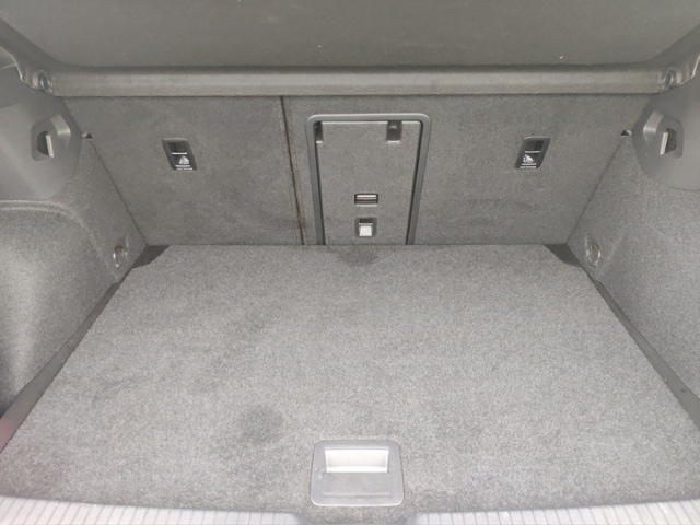 Volkswagen Golf 2.0 TSI Golf VIII