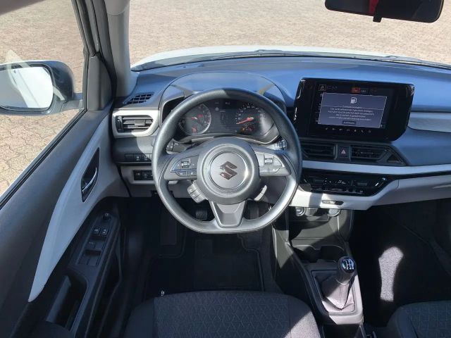 Suzuki Swift Club DualJet Hybrid