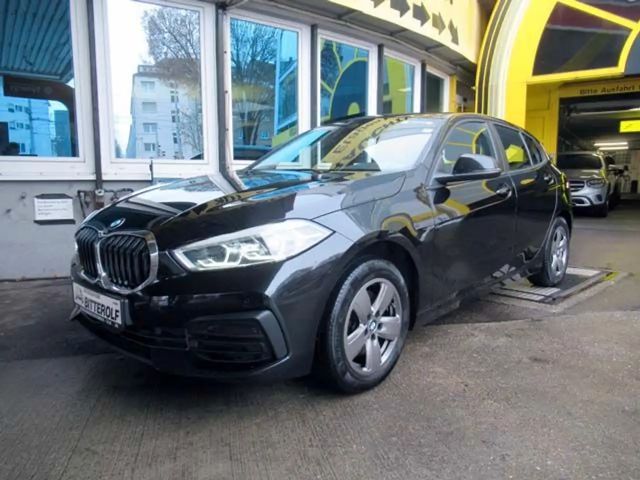 BMW 118 118i Advantage pakket Sedan